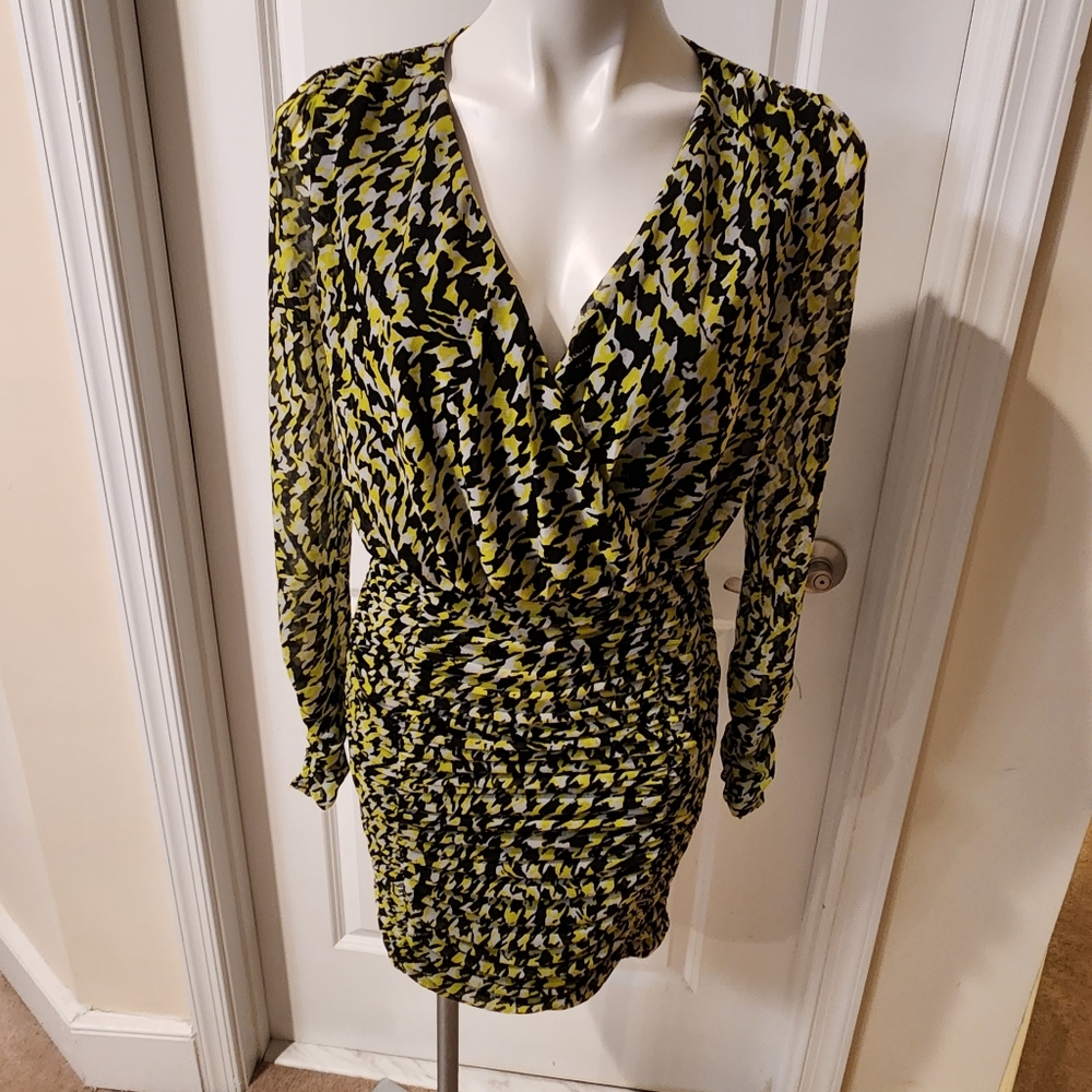 Bar III new with tags medium green bodicon dress green and black